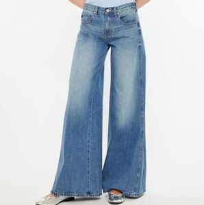 NWT KAN CAN Wide-Leg Low Waist Denim Jeans